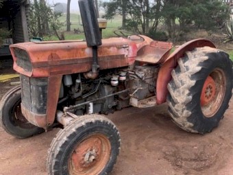 Massey Ferguson 135