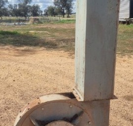 Fan for dust extraction 