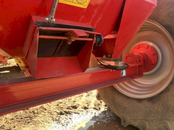 Cestari chaser bin (10,000L) 