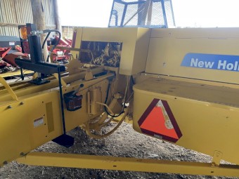 New Holland 5070 Small Baler