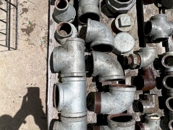 Pallet of Galvanised Pipe Fittings  