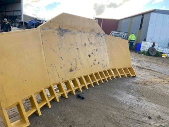 Under Auction - (A165) 4.5m Stick Rake 