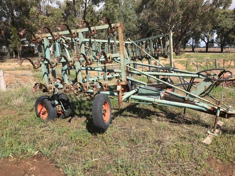 Shearer 24 ft folding Cultivator