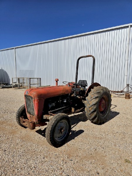 Massey ferguson 35 diesep 3 cylinder