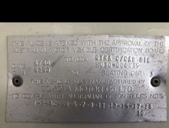 Toyota Dyna tray truck