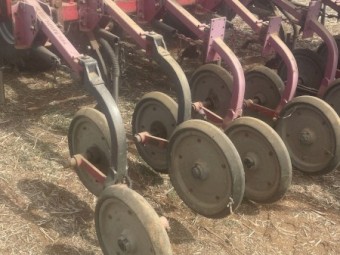 Manutec Press Wheels