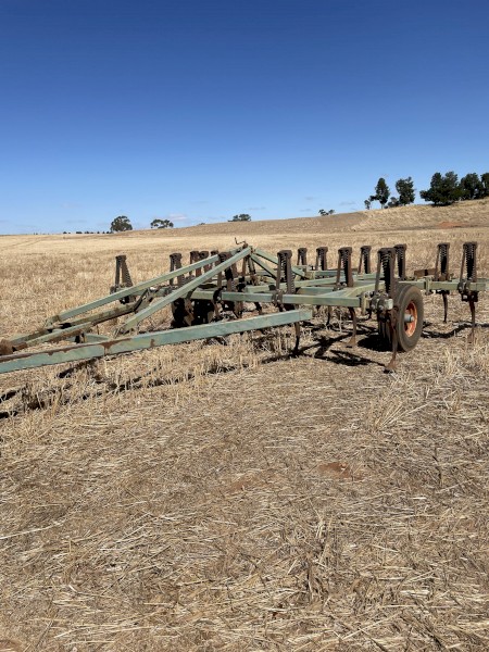 Horwood Bagshaw Chisel Plough