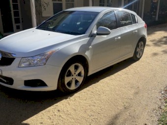 Holden Cruze car