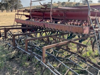 A6-2 international Direct Drill