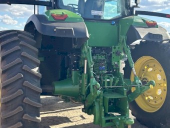 2020 John Deere 8R230 Tractor