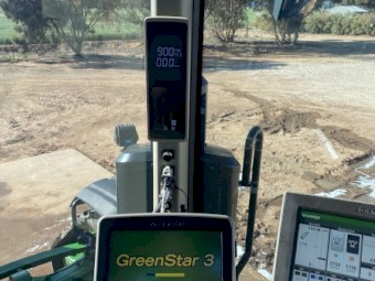 2022 John Deere 8RX 370- 1.8% Finance Available