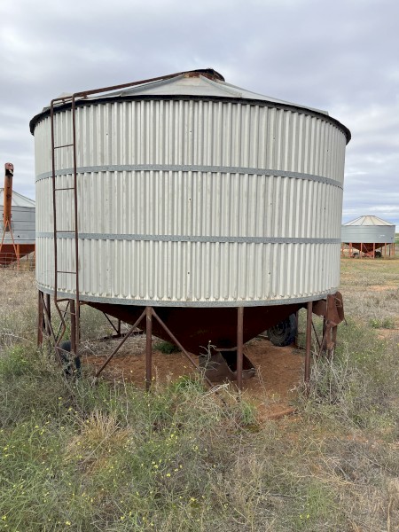 26 Tonne Nelson Feild Bin 