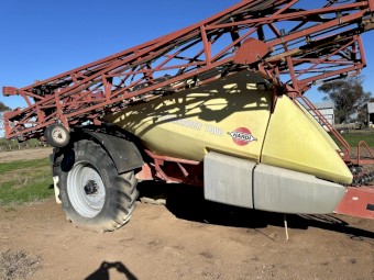 2008 Hardi Commander 7000 Boom Spray