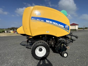 2015 New Holland RB180 Superfeed