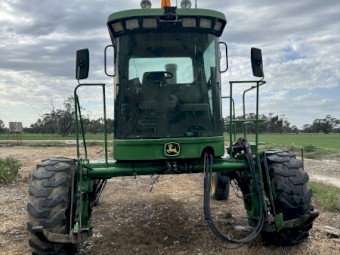 2003 John Deere 4995 Windrower