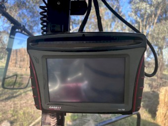 2016 MacDon M155 Windrower with 40ft MacDon D40 Front and Trailer