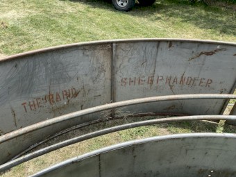 The Rapid Sheep Handler 