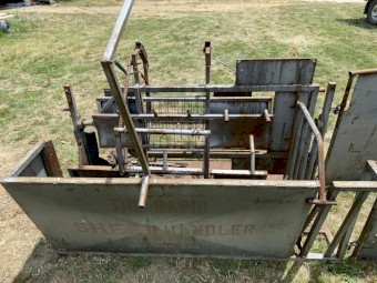 The Rapid Sheep Handler 