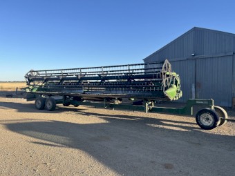 John Deere 930D Draper Front