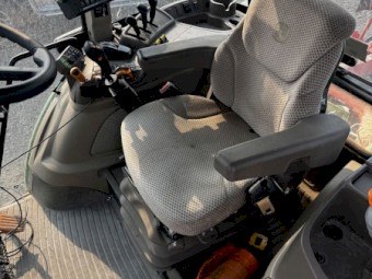 2017 John Deere 5125R Tractor