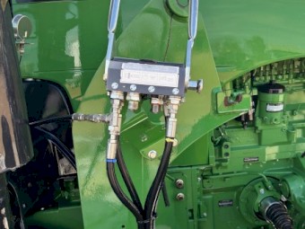 John Deere 8245R + H480 loader