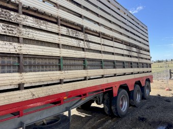 4x2 Stock Semi Trailer