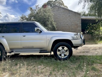 2013 Nissan Patrol ST Wagon