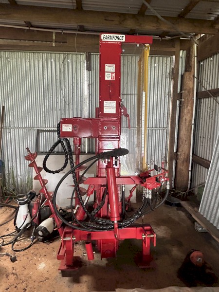Farmforce Series 5 Post Driver