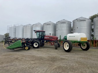 2016 MacDon M155 Windrower with 40ft Front and Spray Cart