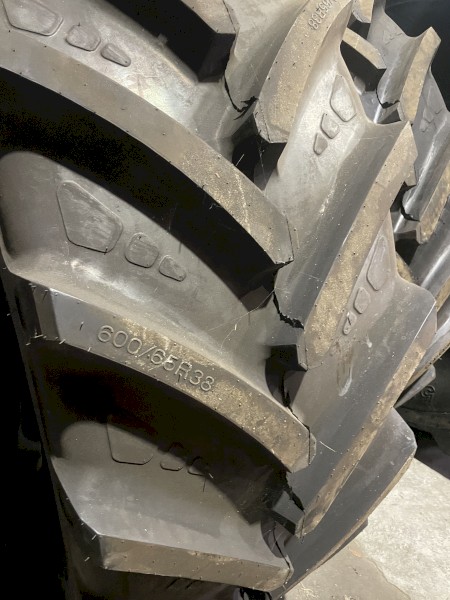 CROSSWIND 600/65R38 Radial Agricultural Tyre