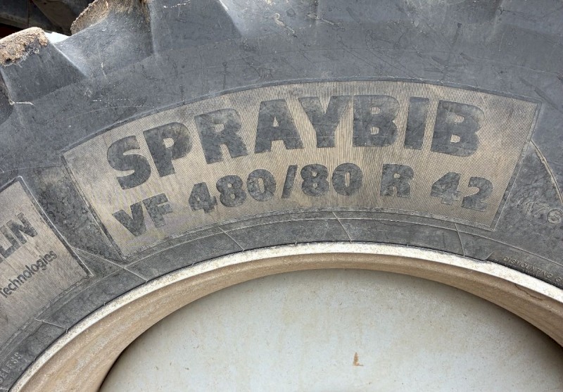 WANTED 480-80R42 Tyre