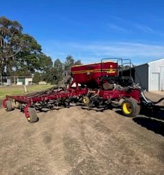 Seed Hawk 30 Series 8m Airseeder