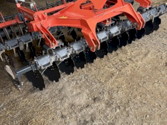 Kuhn 3003 Multi-Disc