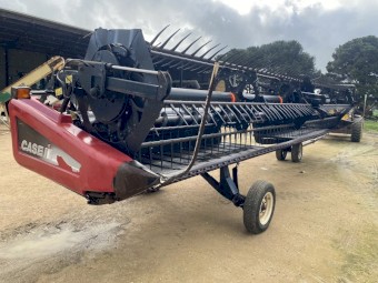 2011 Macdon 30ft Windrower Front