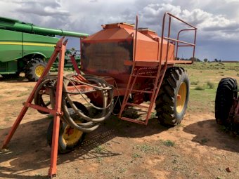 45' Horward Bagshaw Scaribar Airseeder