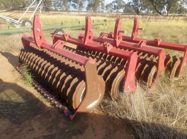 Cambridge Disc Rollers off Speed Tiller