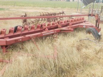 International 18 Plate One Way Disc