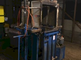 (A133) - Stevlyon Mini-Matic Wool Press