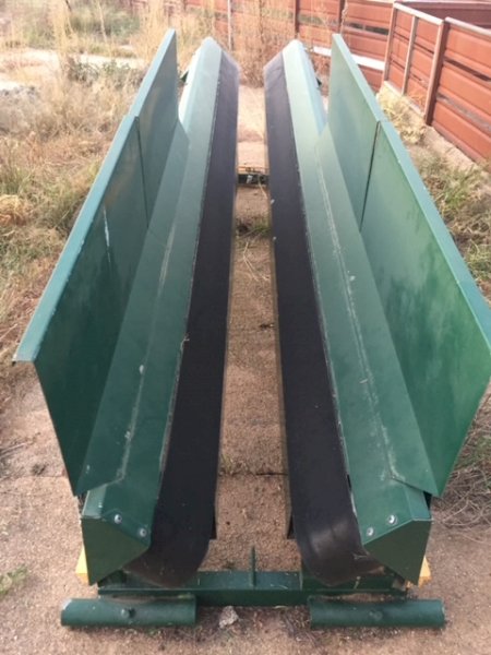 (A133) - V-Express Hydraulic Powered Sheep Handler