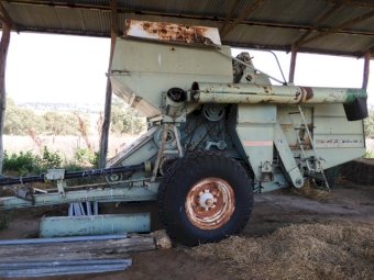 Under Auction - (A133) - 1983 Horwood Bagshaw Shearer 1070 Series II PTO Header 