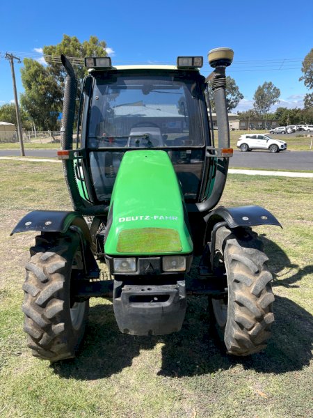 (A136) - 2006 Deutz Tractor