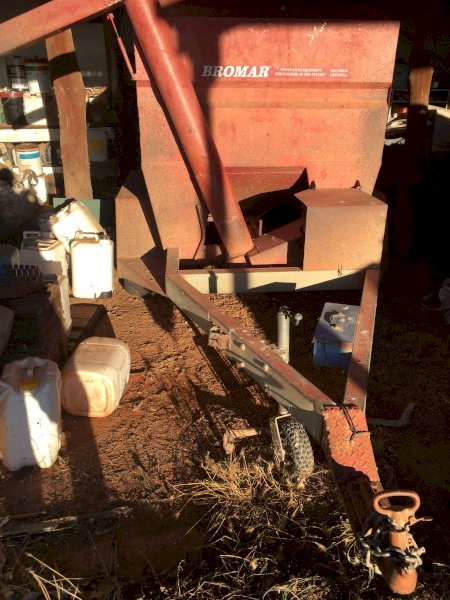 (A133) - Bromar Feedout Bin