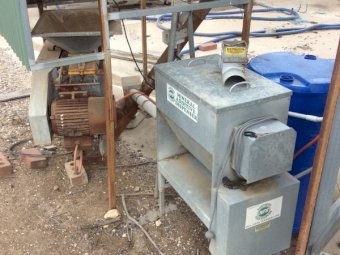 Grain Mill and Mineral Additive Mixer