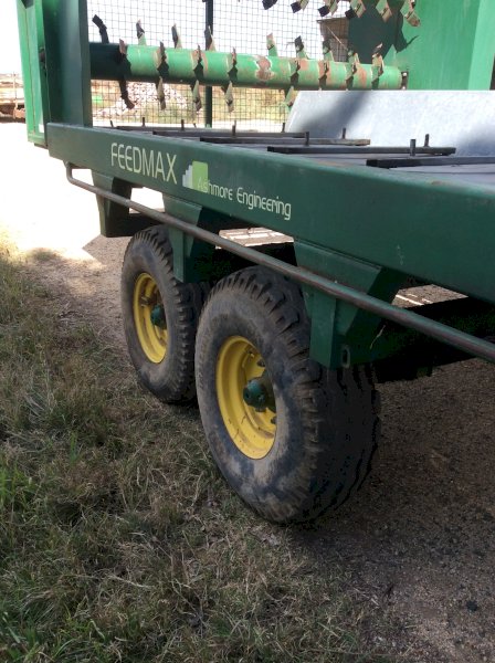 (A137) - 2012 Feedmax Feed Out Wagon