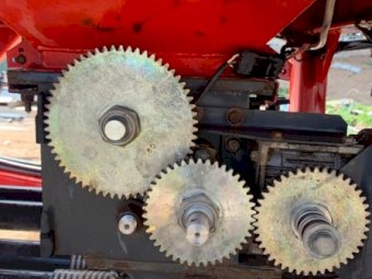 Horwood Bagshaw 8m Seeder Bar with 4000L Cart