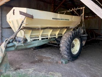 Marshall 880 T Spreader
