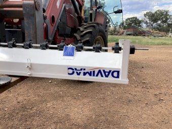 Davimac 2.7m wide small seed box