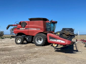 Case IH 9120 + 2152 Front