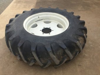 18.4-34 GALAXY TRACTOR TYRES