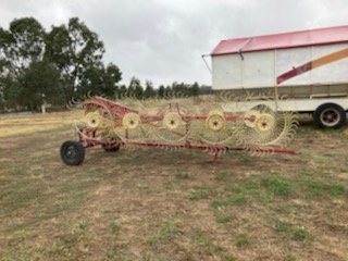 (A141) - Kelly Hay Rake